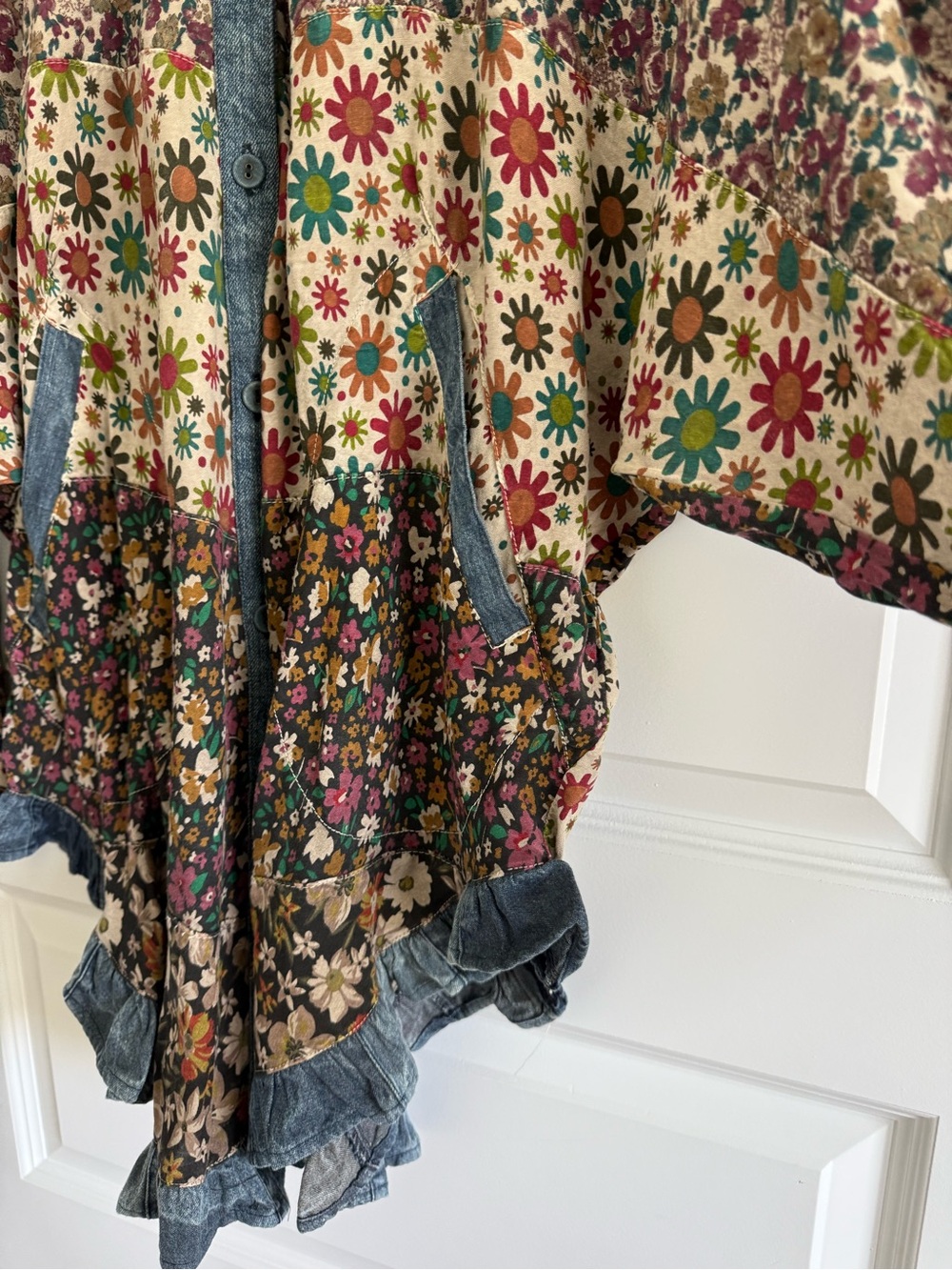 Young Threads Patchwork Boho Top NWT - Picture 7 of 12
